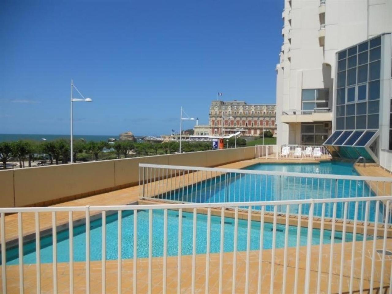 Studio Front De Mer Avec Piscine Et Balcon A Biarritz - Fr-1-3-412 Exterior foto